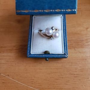 Pearl & Diamond Ring